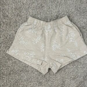 Abercrombie & Fitch Beige Floral pull on Shorts